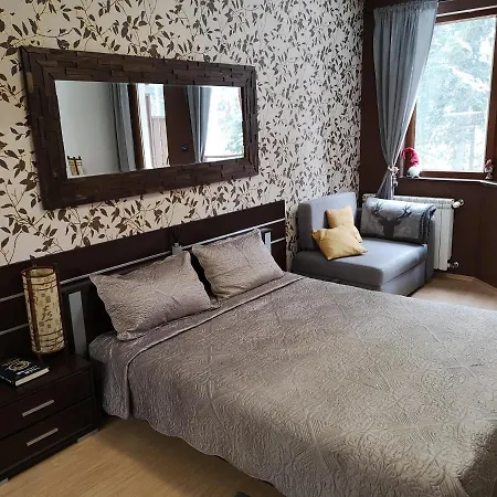 Studio 1 Iceberg With Equipped Kitchen *