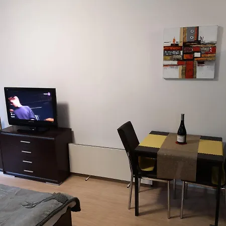 Hotel apartamentowy Studio 1 Iceberg With Equipped Kitchen *